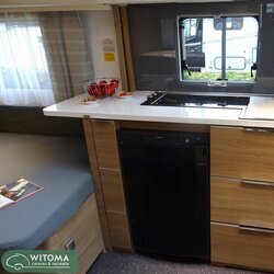 Adria Adria Adora 462 UP panorama raam frans bed !