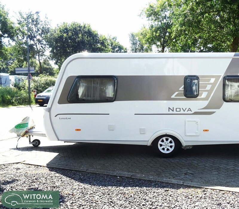 Eriba Eriba Nova Luxus Line 495 mover