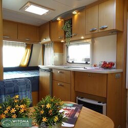 Knaus  Knaus As Good as Gold 420 QD Fietsenrek en etuiluifel